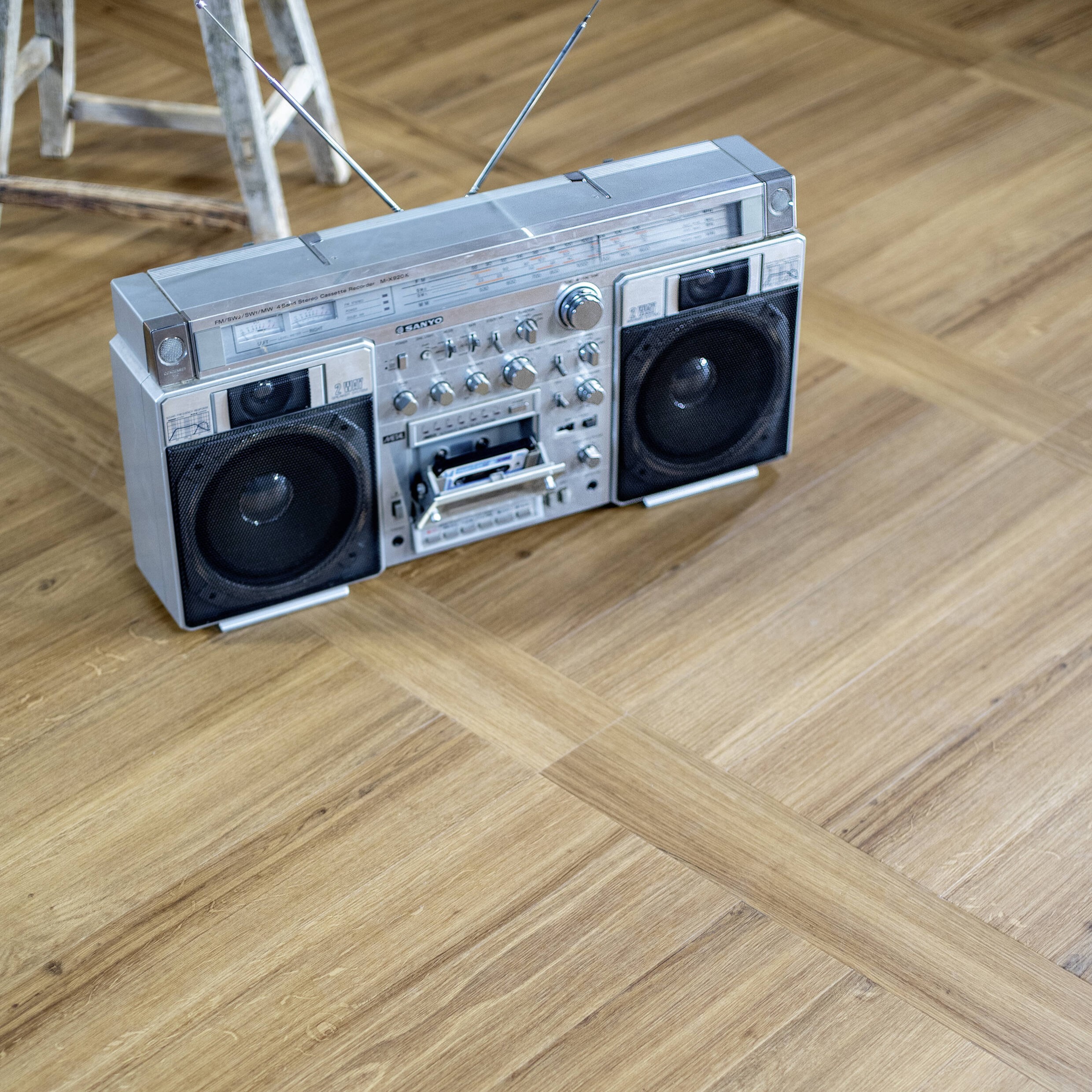 Durch das spezielle Plankenformat lassen sich unterschiedliche Verlegemuster realisieren